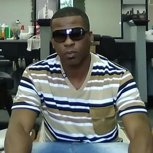 Meet your Posher, Deshone